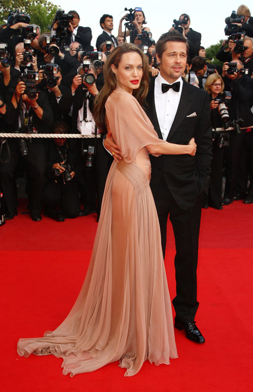 Những chiếc váy 'chấn động' Thế giới của Angelina Jolie, Thời trang, Angelina Jolie, brad pitt, thoi trang, vay dep, eo thon, ngực dep,