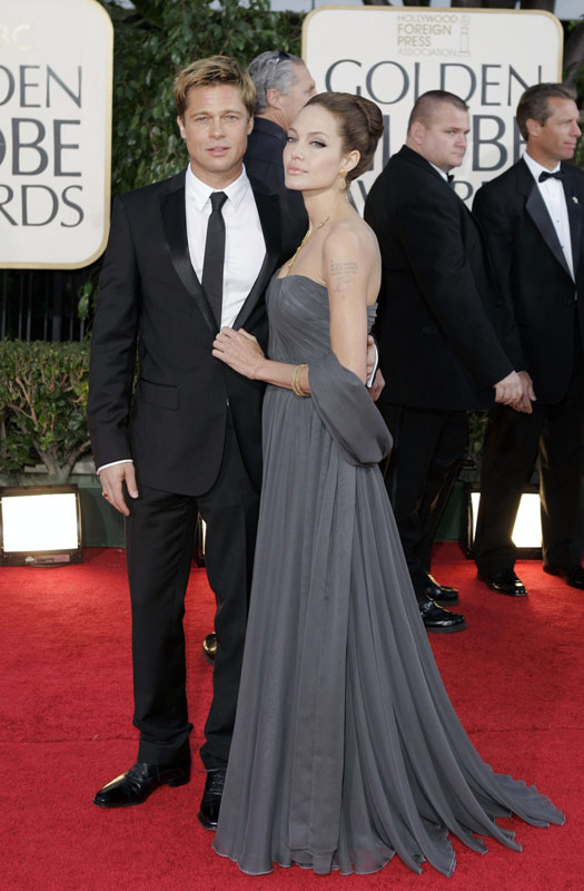 Những chiếc váy 'chấn động' Thế giới của Angelina Jolie, Thời trang, Angelina Jolie, brad pitt, thoi trang, vay dep, eo thon, ngực dep,